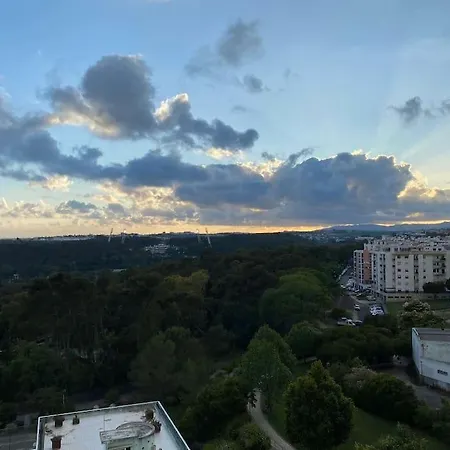 Apartment Spacious With A 3 Bedrooms With Ocean View And A Bar And Reading Space *