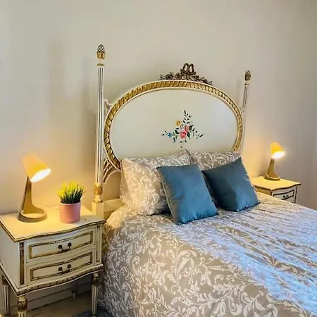 Spacious With A 3 Bedrooms With Ocean View And A Bar And Reading Space Apartment *