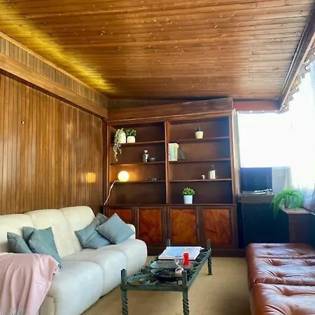 Spacious With A 3 Bedrooms With Ocean View And A Bar And Reading Space Linda-a-Velha